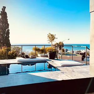 https://cape20-luxury-escape.hotels-capetown.com